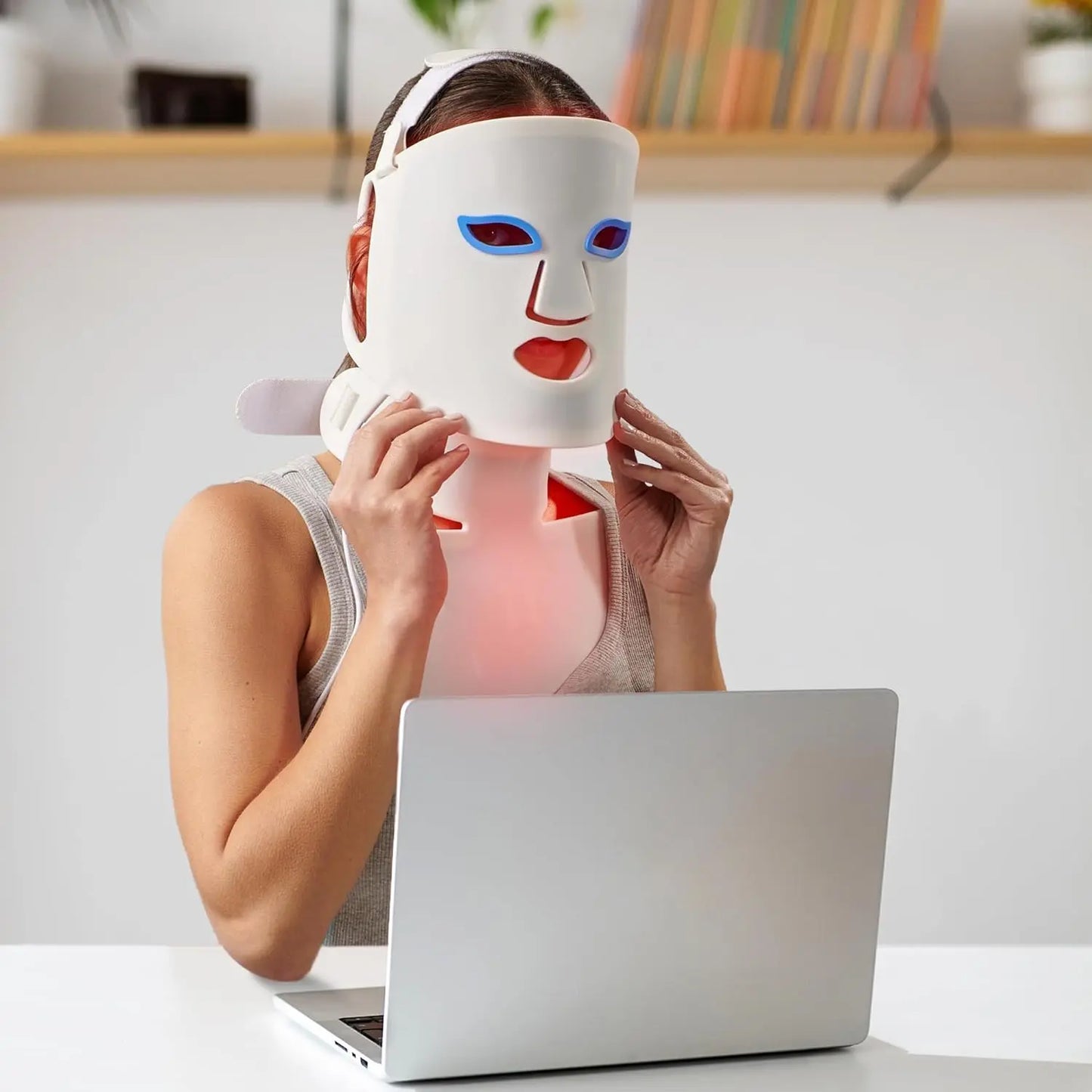 RevitaGlow Pro Light Therapy Mask