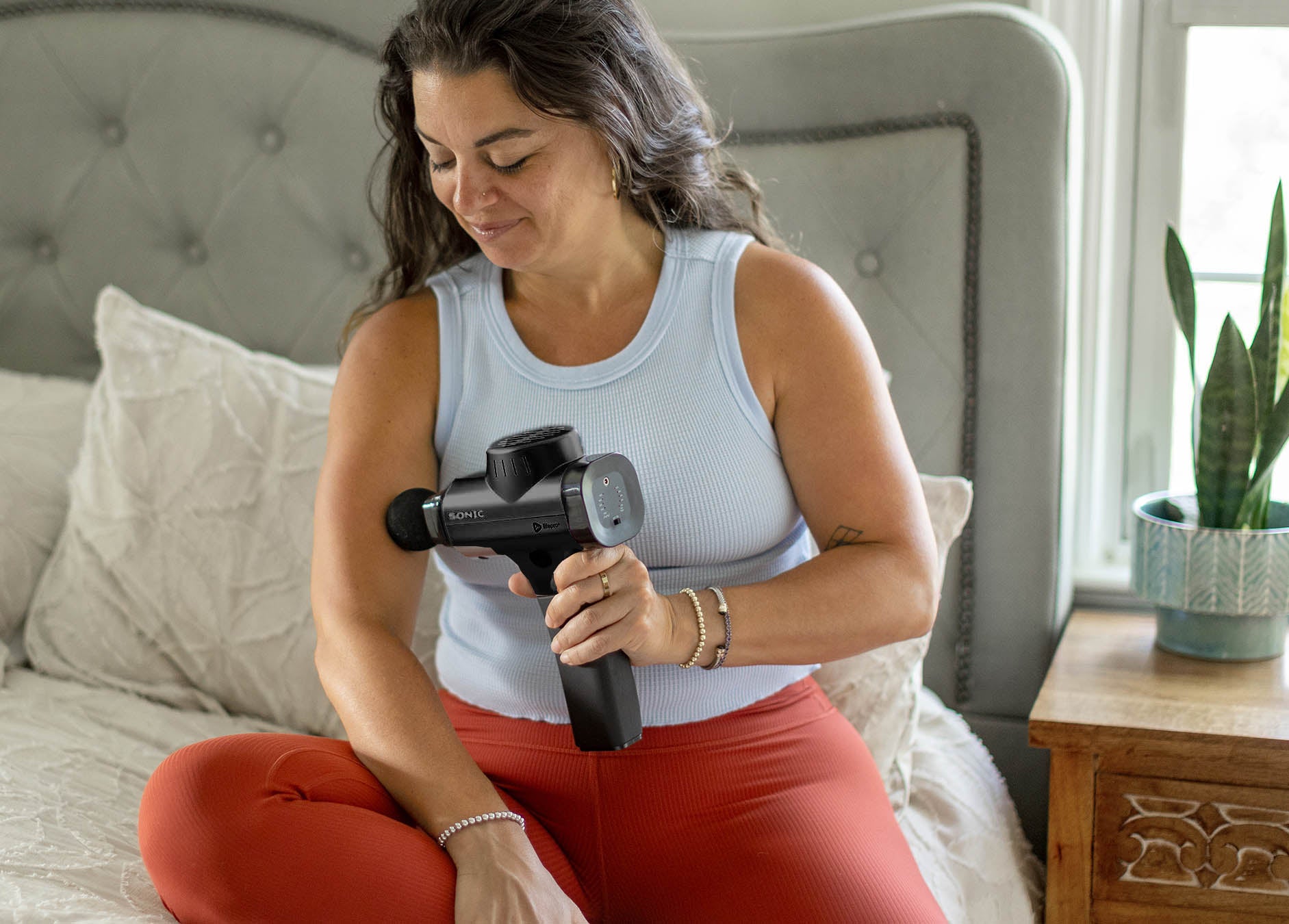 Sonic Handheld Percussion Massager for Deep Tissue | Lifepro