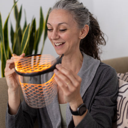 VizaCure Light Therapy Mask